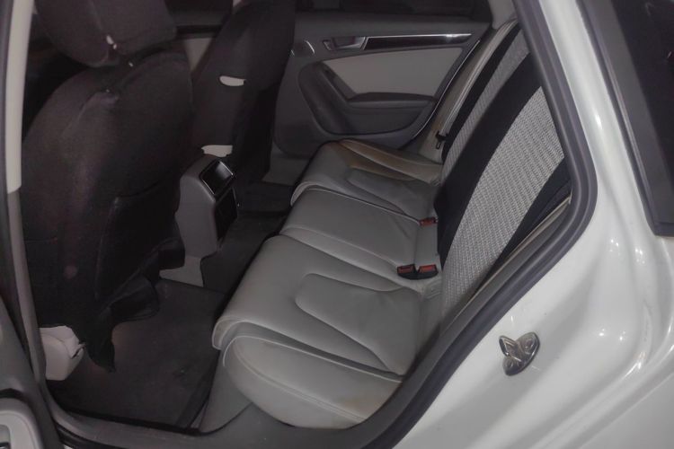Used Audi A4L 2012 2.0 TFSI automatic Comfort trim level Left Rear Seat