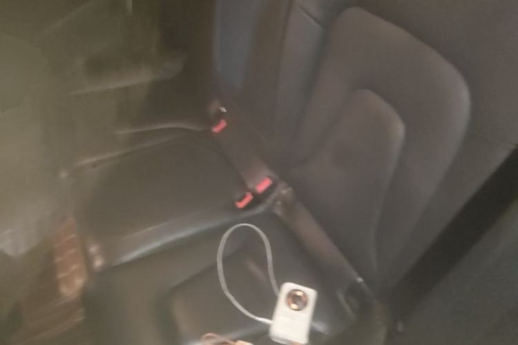 Used Audi A4L 2012 2.0 TFSI automatic Comfort trim level Left Rear Seat