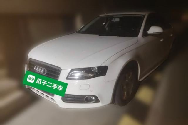 Used Audi A4L 2012 2.0 TFSI automatic Comfort trim level