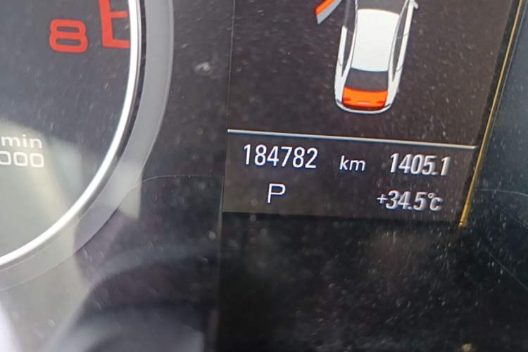 Used Audi A4L 2012 2.0 TFSI Automatic Technology Model Odometer Close Up
