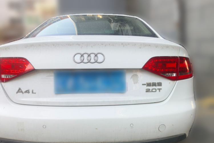 Used Audi A4L 2012 2.0 TFSI automatic standard version Rear