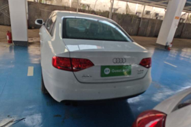 Used Audi A4L 2012 2.0 TFSI automatic standard version Rear