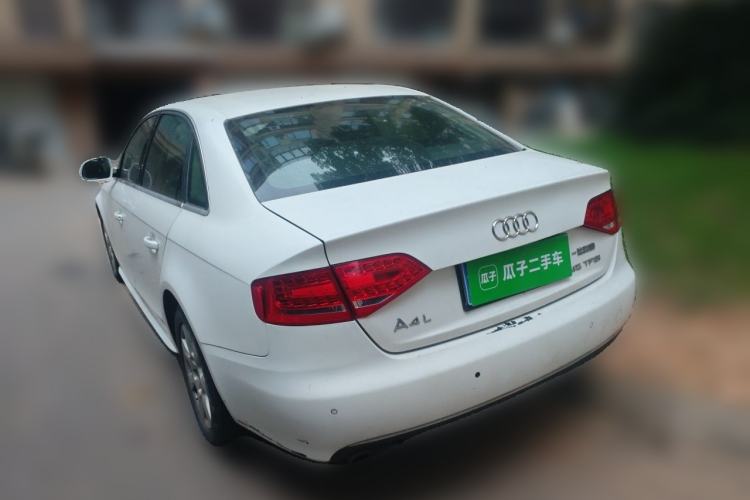 Used Audi A4L 2012 2.0 TFSI automatic Comfort trim level Rear Left 45 Deg