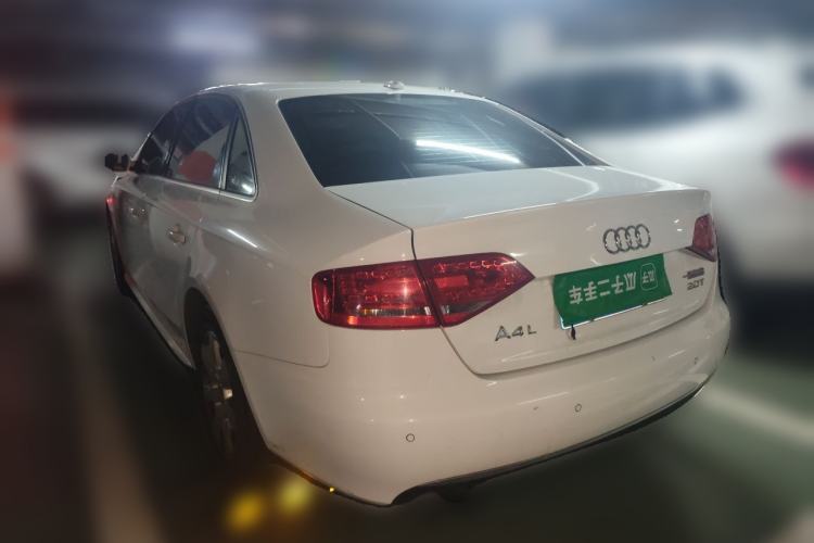 Used Audi A4L 2012 2.0 TFSI automatic Comfort trim level Rear Left 45 Deg