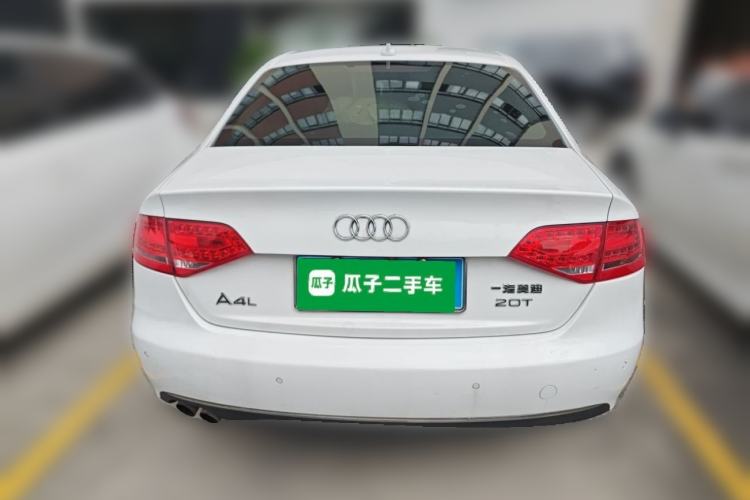 Used Audi A4L 2012 2.0 TFSI automatic standard version Rear