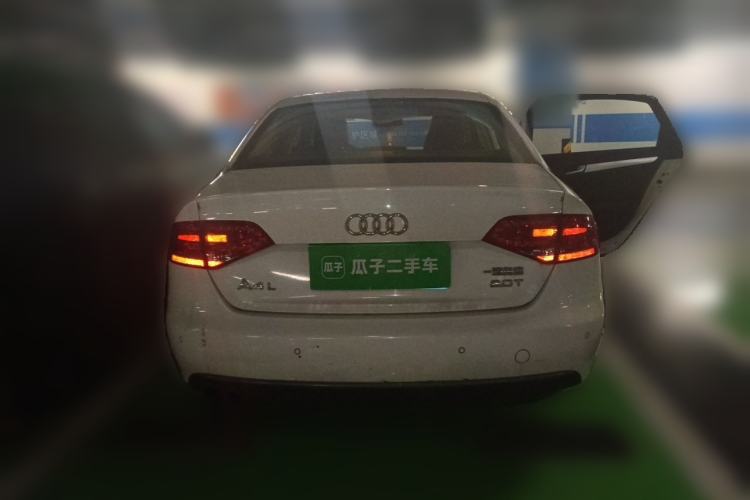 Used Audi A4L 2012 2.0 TFSI automatic standard version Rear