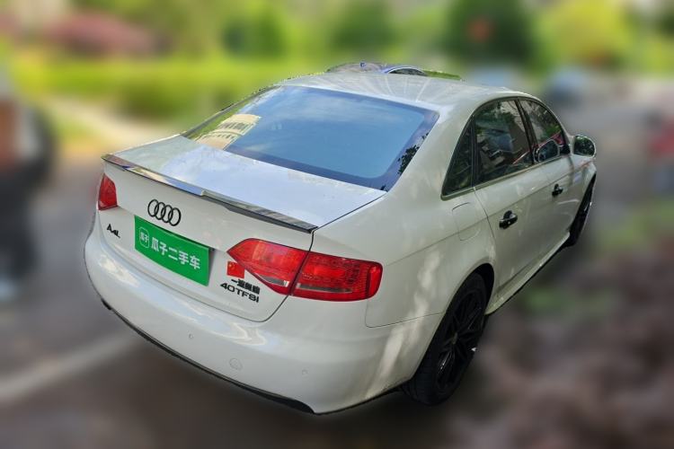 Used Audi A4L 2012 2.0 TFSI automatic Comfort trim level Rear Right 45 Deg