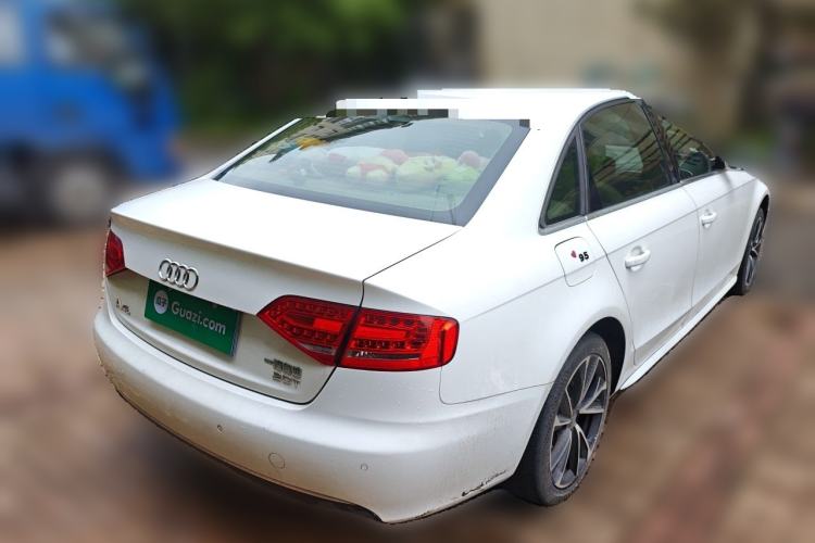 Used Audi A4L 2012 2.0 TFSI automatic Comfort trim level Rear Right 45 Deg