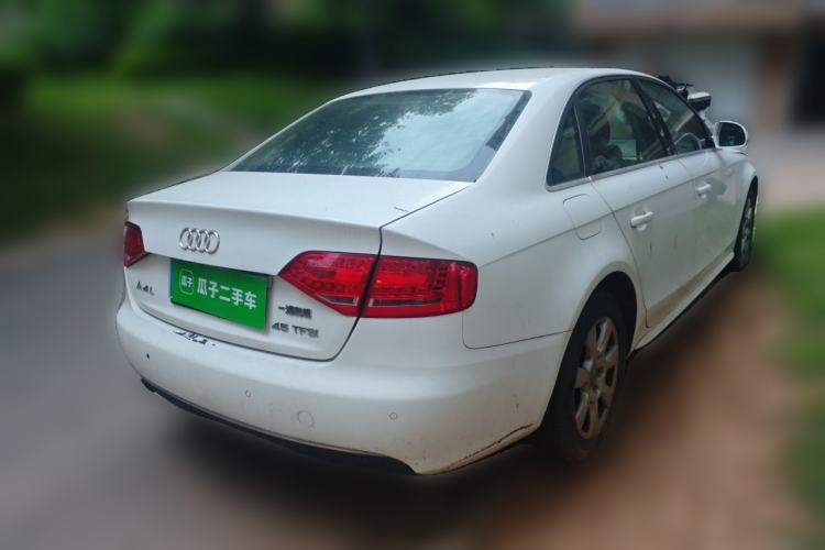 Used Audi A4L 2012 2.0 TFSI automatic Comfort trim level Rear Right 45 Deg