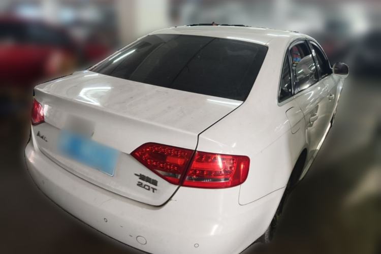 Used Audi A4L 2012 2.0 TFSI automatic standard version Rear Right 45 Deg