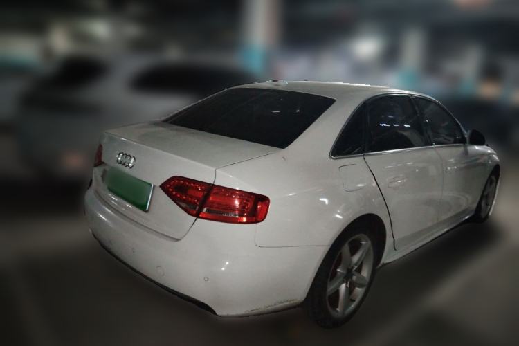 Used Audi A4L 2012 2.0 TFSI automatic Comfort trim level Rear Right 45 Deg