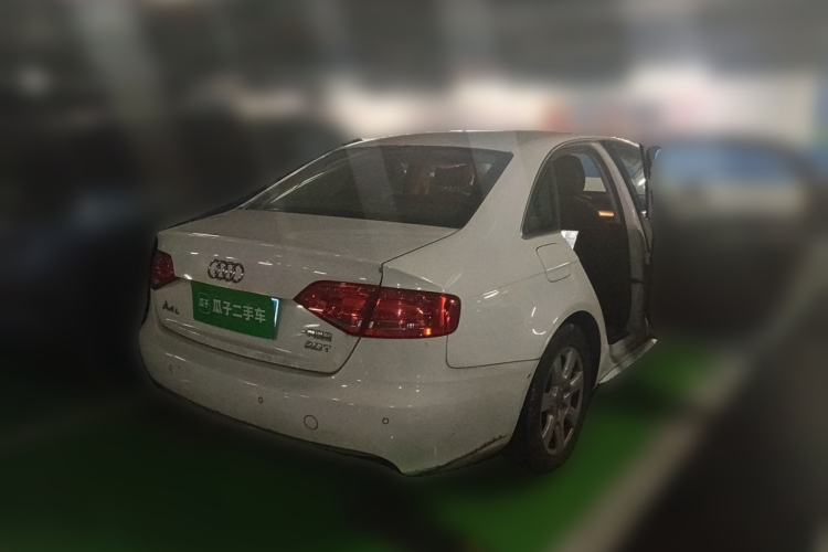 Used Audi A4L 2012 2.0 TFSI automatic standard version Rear Right 45 Deg