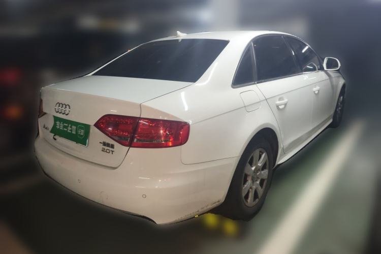 Used Audi A4L 2012 2.0 TFSI automatic Comfort trim level Rear Right 45 Deg