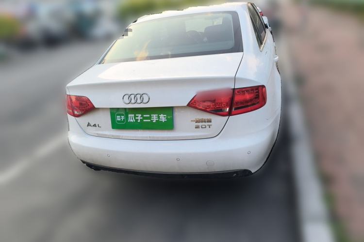 Used Audi A4L 2012 2.0 TFSI automatic standard version Rear