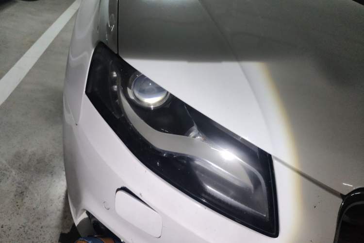Used Audi A4L 2012 2.0 TFSI automatic standard version Right Front Headlight