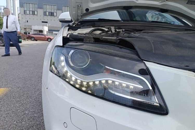 Used Audi A4L 2012 2.0 TFSI Automatic Technology Model Right Front Headlight
