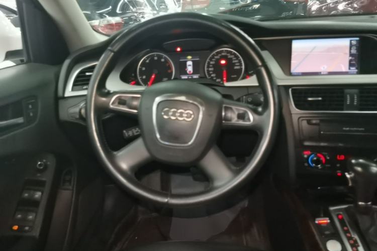Used Audi A4L 2012 2.0 TFSI Automatic Technology Model Steering Wheel