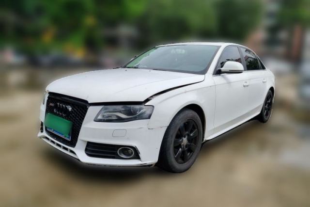 Used Audi A4L 2012 2.0 TFSI automatic Comfort trim level