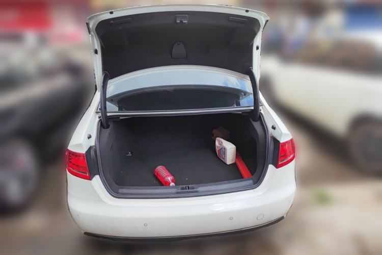 Used Audi A4L 2012 2.0 TFSI Automatic Technology Model Trunk