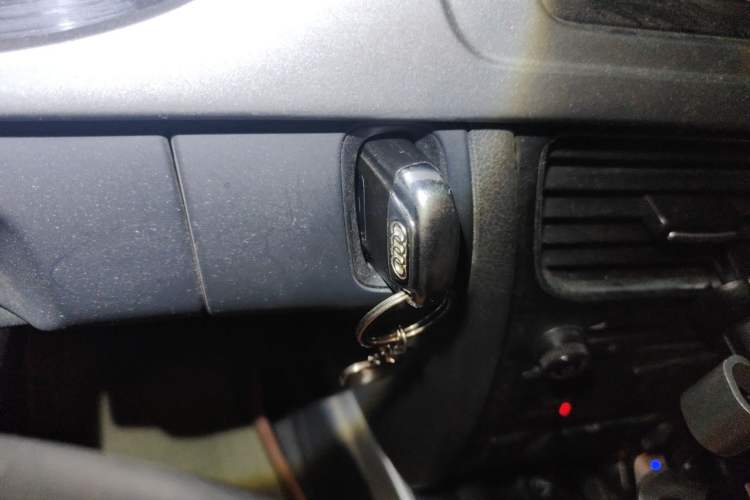 Used Audi A4L 2012 2.0 TFSI automatic standard version Vehicle Key