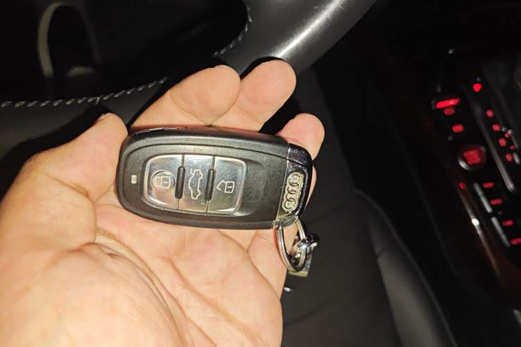Used Audi A4L 2012 2.0 TFSI Automatic Technology Model Vehicle Key