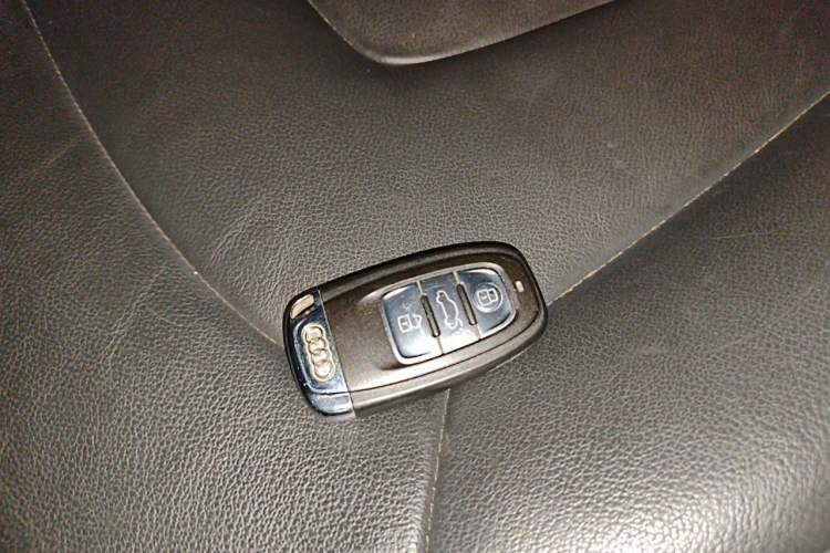 Used Audi A4L 2012 2.0 TFSI Automatic Technology Model Vehicle Key