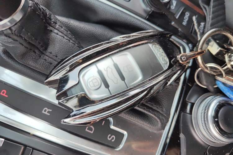 Used Audi A4L 2012 2.0 TFSI Automatic Technology Model Vehicle Key
