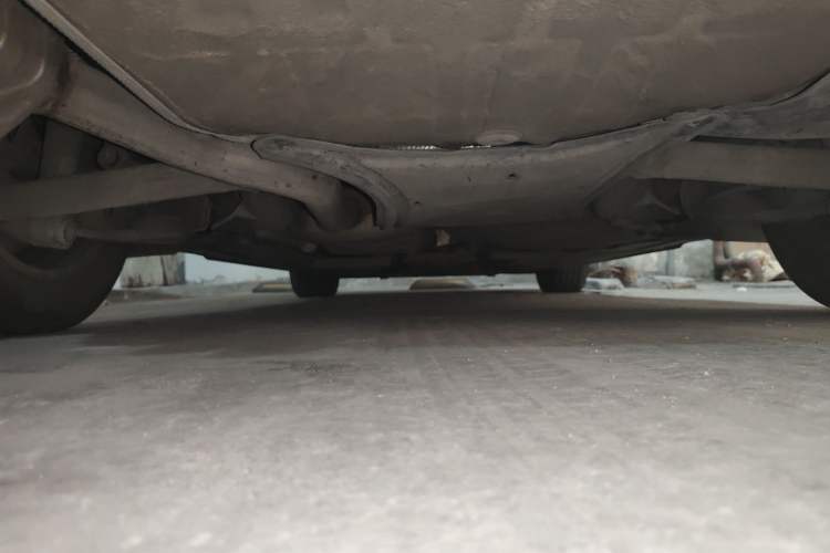 Used Audi A4L 2012 2.0 TFSI automatic standard version Chassis Rear