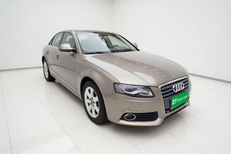 Used Audi A4L 2012 2.0 TFSI automatic standard version Exterior 2