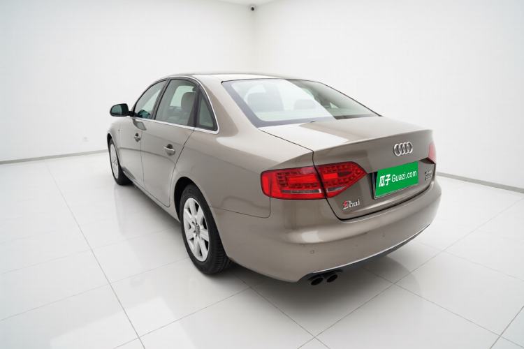 Used Audi A4L 2012 2.0 TFSI automatic standard version Exterior 3