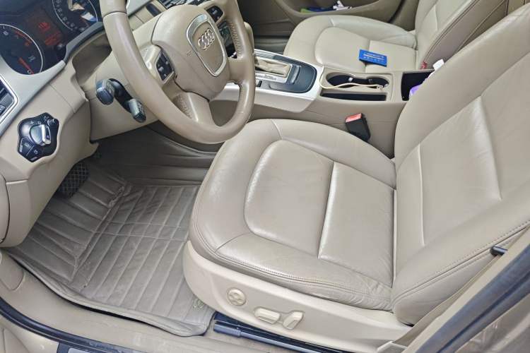 Used Audi A4L 2012 2.0 TFSI automatic standard version Left Front Seat