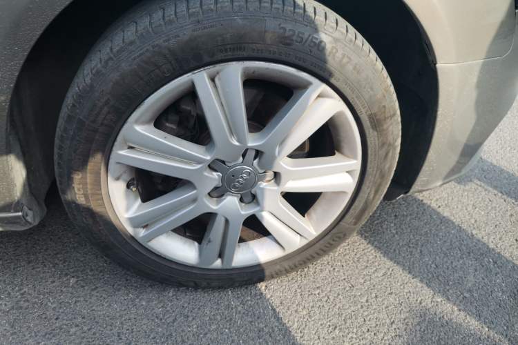 Used Audi A4L 2012 2.0 TFSI Automatic Technology Model Right Front Wheel Hub