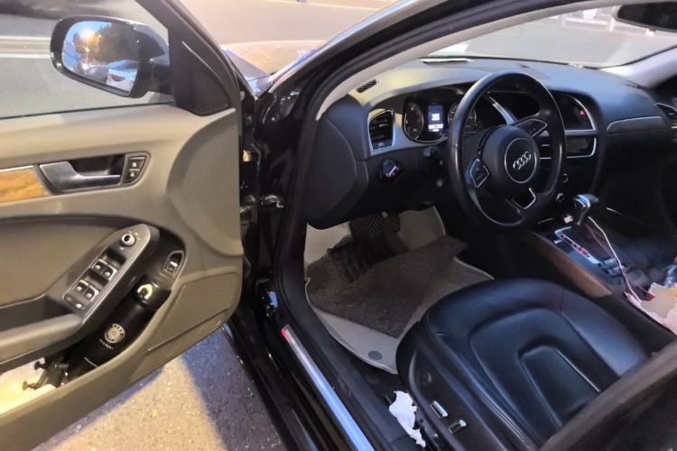 Used Audi A4L 2013 35 TFSI Automatic Comfort Model Driver Seat