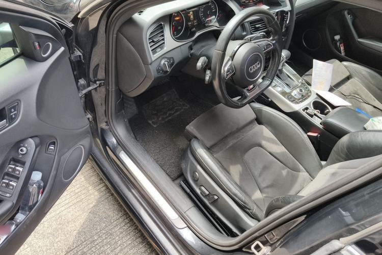 Used Audi A4L 2013 40 TFSI quattro Individual Sport Edition Driver Seat