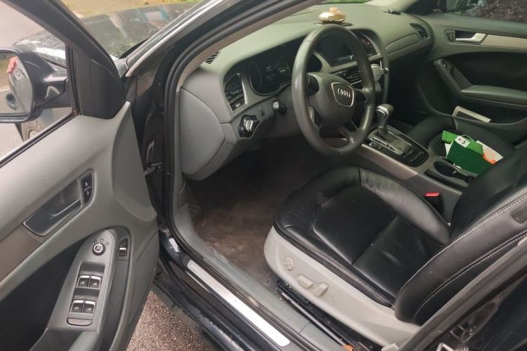 Used Audi A4L 2013 30 TFSI Automatic Comfort Model Driver Seat