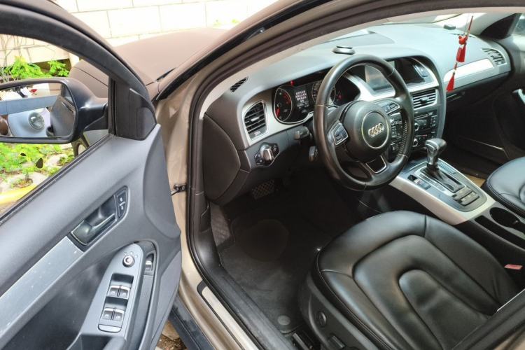 Used Audi A4L 2013 35 TFSI Automatic Standard Model Driver Seat