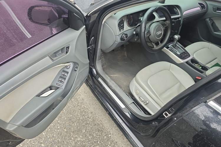 Used Audi A4L 2013 35 TFSI Automatic Standard Model Driver Seat