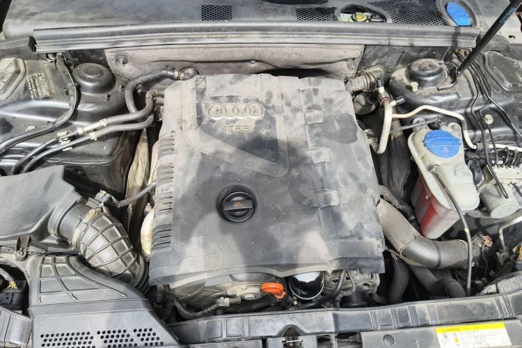 Used Audi A4L 2013 40 TFSI quattro Individual Sport Edition Engine Bay