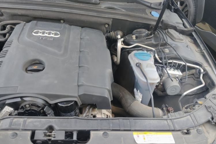 Used Audi A4L 2013 35 TFSI Automatic Technology Edition Engine Bay Left