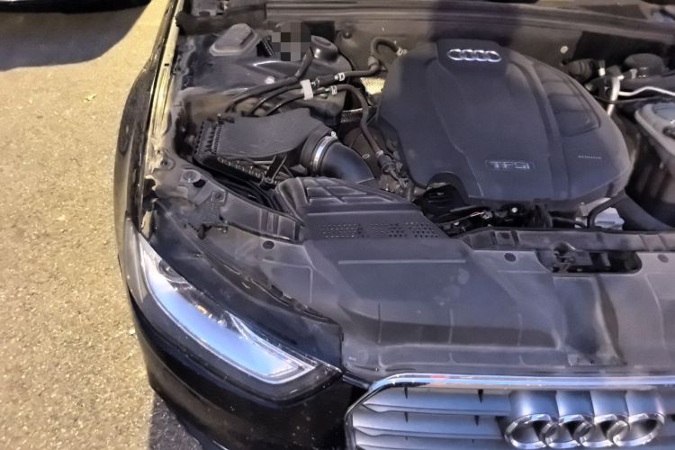 Used Audi A4L 2013 35 TFSI Automatic Comfort Model Engine Bay Right