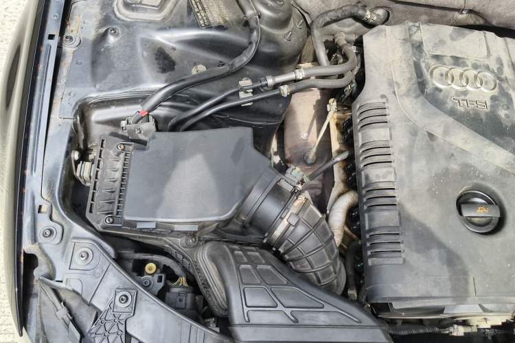 Used Audi A4L 2013 40 TFSI quattro Individual Sport Edition Engine Bay Right