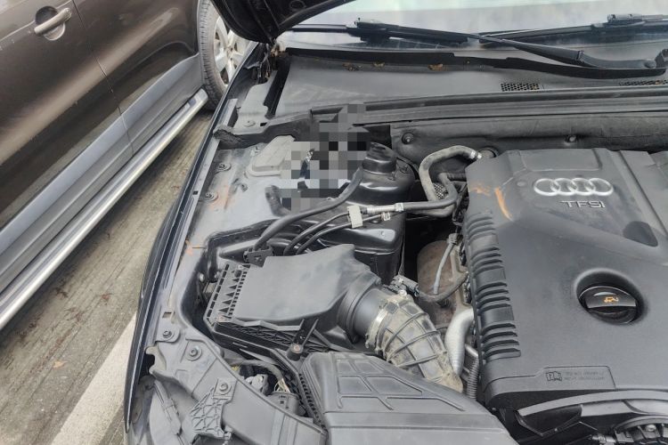 Used Audi A4L 2013 35 TFSI Automatic Comfort Model Engine Bay Right