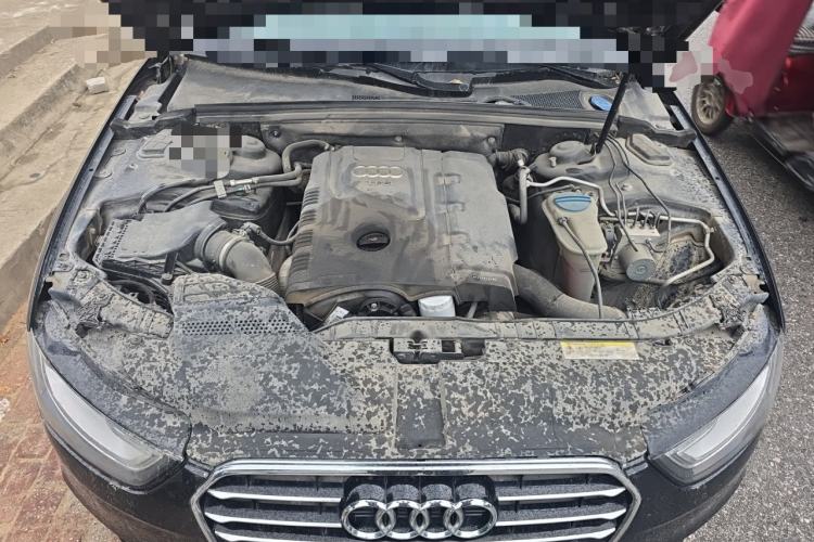 Used Audi A4L 2013 35 TFSI Automatic Standard Model Engine Bay