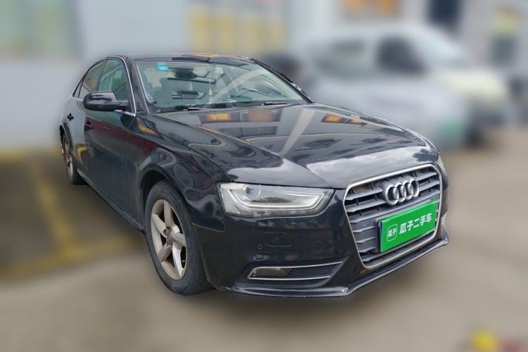 Used Audi A4L 2013 35 TFSI Automatic Comfort Model Front Right 45 Deg