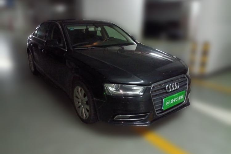 Used Audi A4L 2013 35 TFSI Automatic Standard Model Front Right 45 Deg