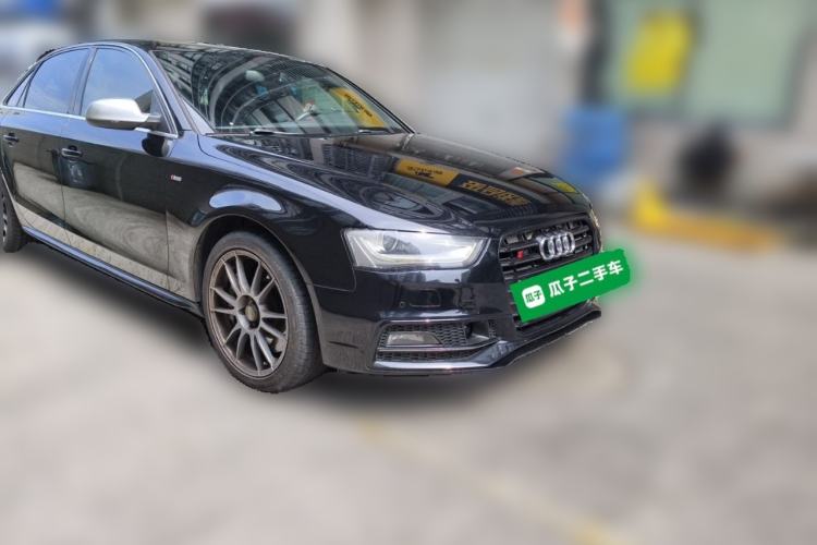Used Audi A4L 2013 40 TFSI quattro Individual Sport Edition Front Right 45 Deg