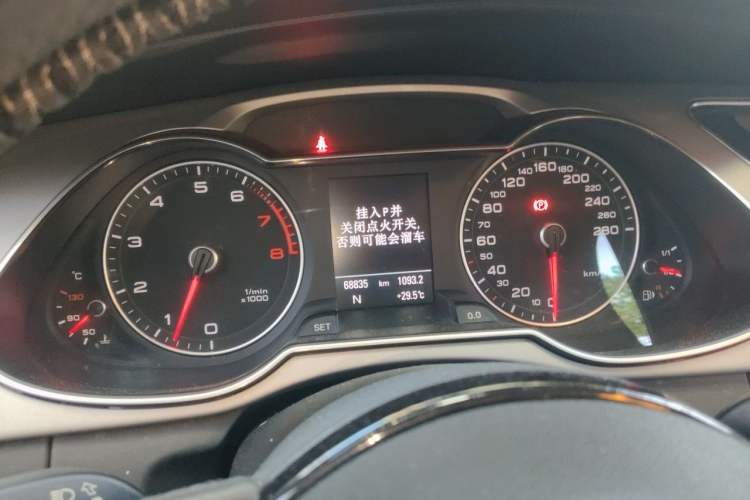 Used Audi A4L 2013 35 TFSI Automatic Technology Edition Instrument Cluster