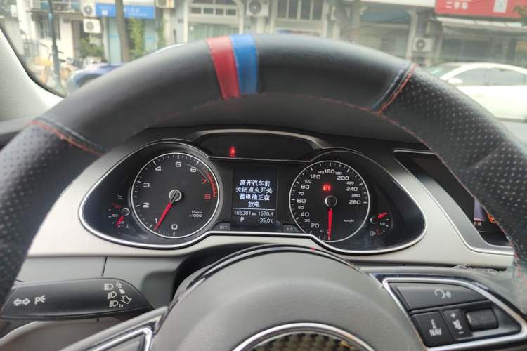 Used Audi A4L 2013 35 TFSI Automatic Comfort Model Instrument Cluster