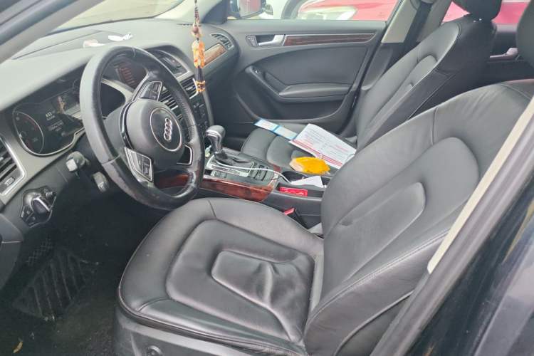 Used Audi A4L 2013 35 TFSI Automatic Comfort Model Left Front Seat