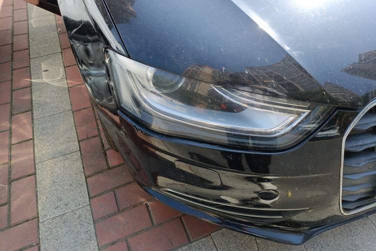 Used Audi A4L 2013 35 TFSI Automatic Standard Model Right Front Headlight
